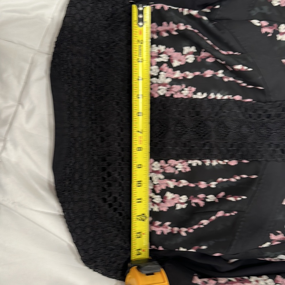 Bcbg cropped floral and lace blazer - Picture 5 of 7